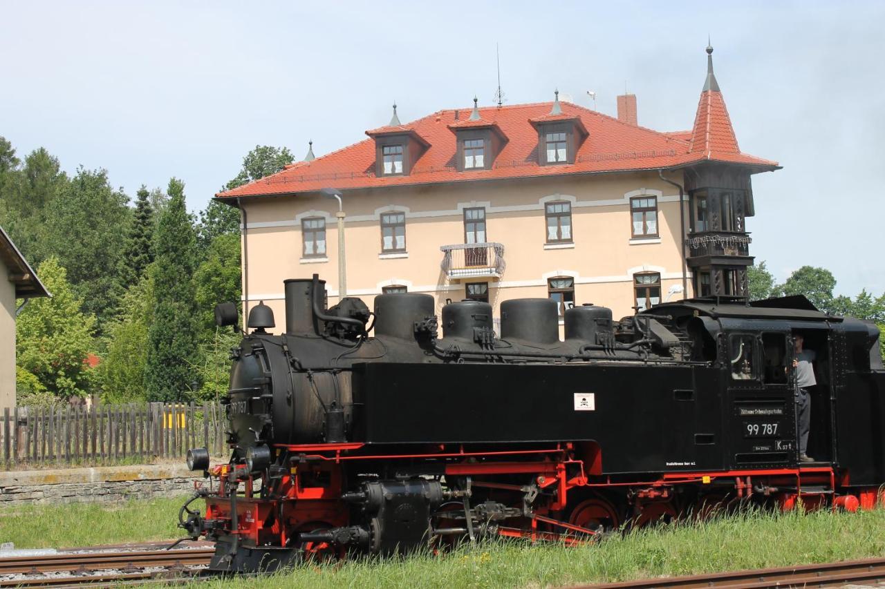 Hotel Bb Bahnhof Bertsdorf Olbersdorf Eksteriør bilde