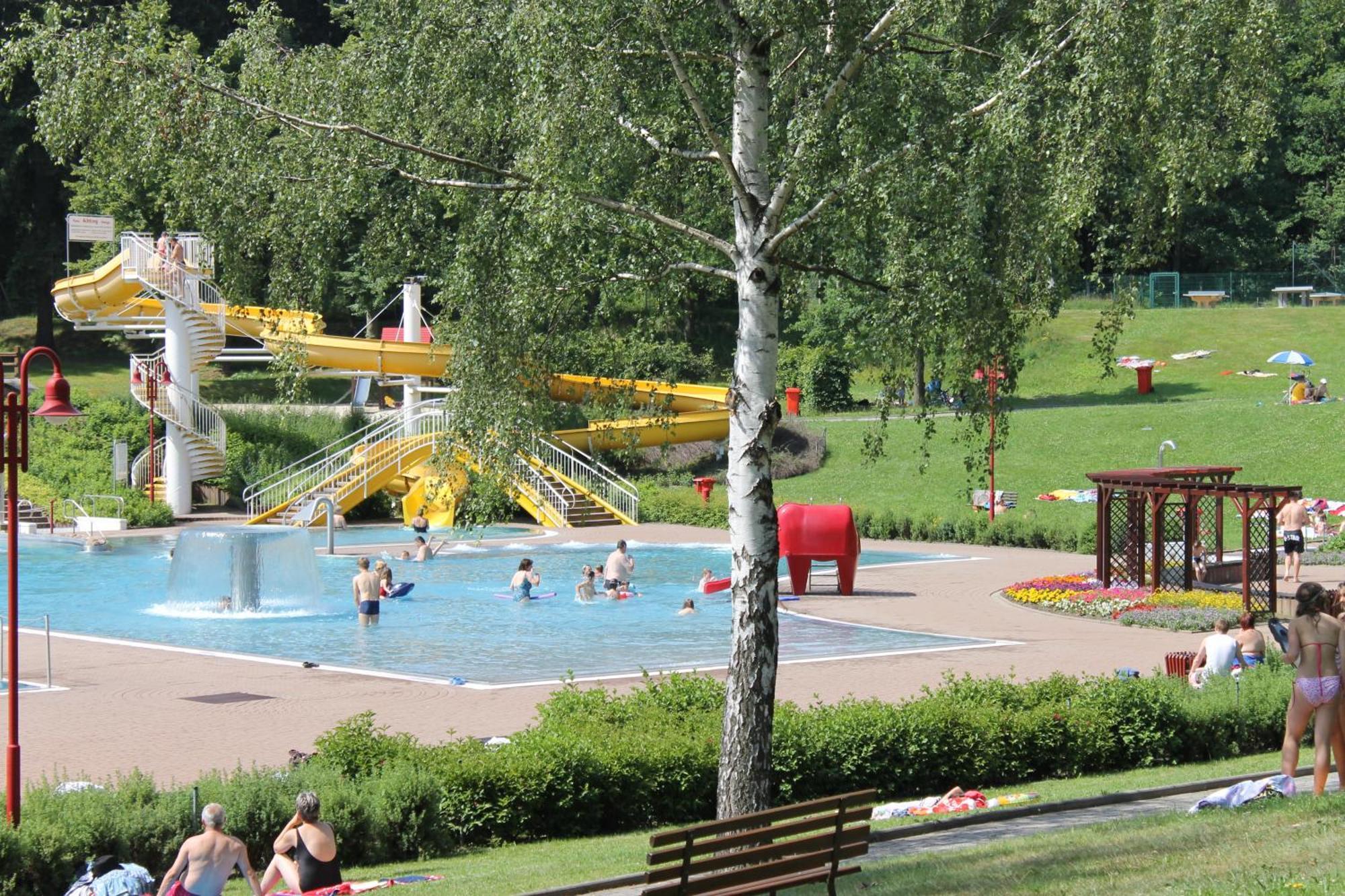 Hotel Bb Bahnhof Bertsdorf Olbersdorf Eksteriør bilde