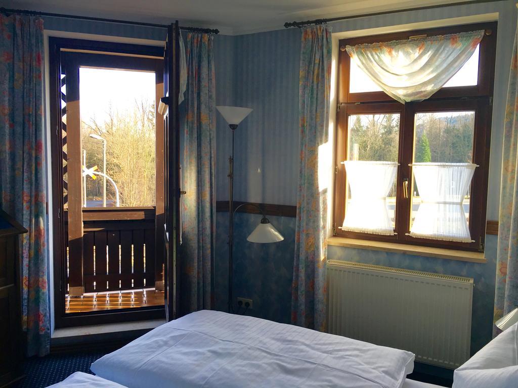 Hotel Bb Bahnhof Bertsdorf Olbersdorf Eksteriør bilde