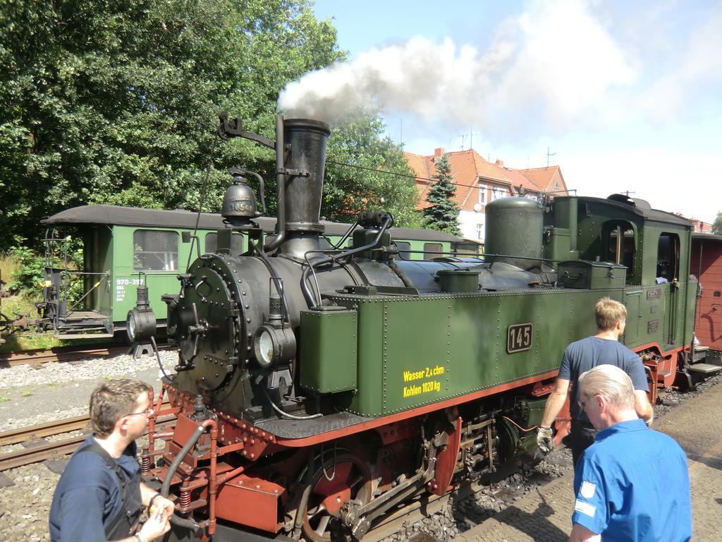 Hotel Bb Bahnhof Bertsdorf Olbersdorf Eksteriør bilde