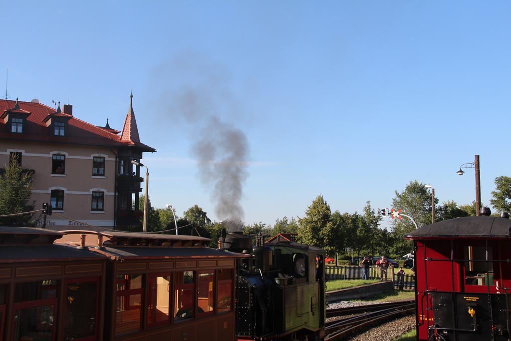 Hotel Bb Bahnhof Bertsdorf Olbersdorf Eksteriør bilde