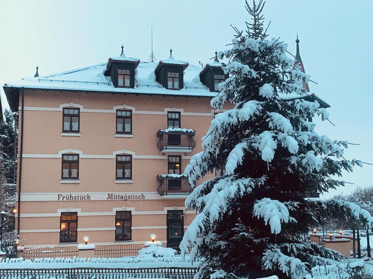 Hotel Bb Bahnhof Bertsdorf Olbersdorf Eksteriør bilde